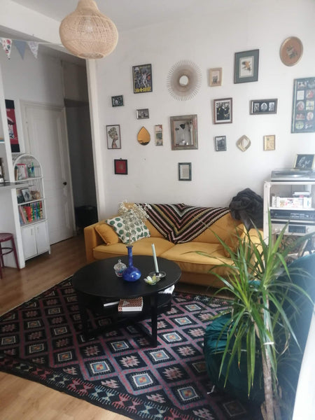 Vous sejournerez dans mon appartement paisible et central, parfait pour profiter Lyon, France Appartement calme centre-ville proche gare Private room in rental unit vacation rental 49938961