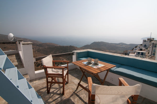 Con tre terrazze sulla vista, questa deliziosa casa offre un soggiorno di livell Greece Hora 7 extra Entire condo vacation rental 4704890