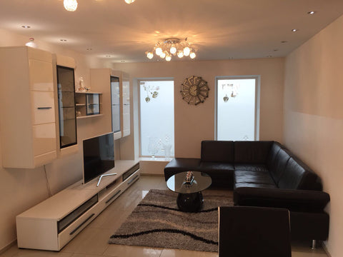 A very nice and cute one bedroom house with a big garden.There is queen bed avai Vienna, Austria Danube Villa/House Entire home vacation rental 22469559