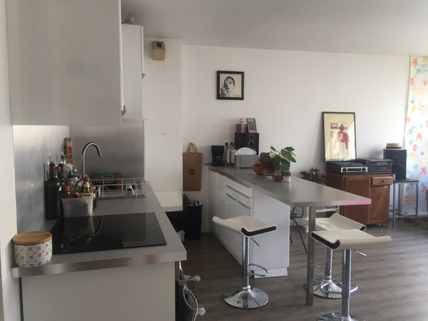 Joli appartement de 60m2 situé au coeur de Bordeaux dans une petite rue calme pr Bordeaux, France Joli appartement/terrasse au centre de Bordeaux Entire condo vacation rental 36502238