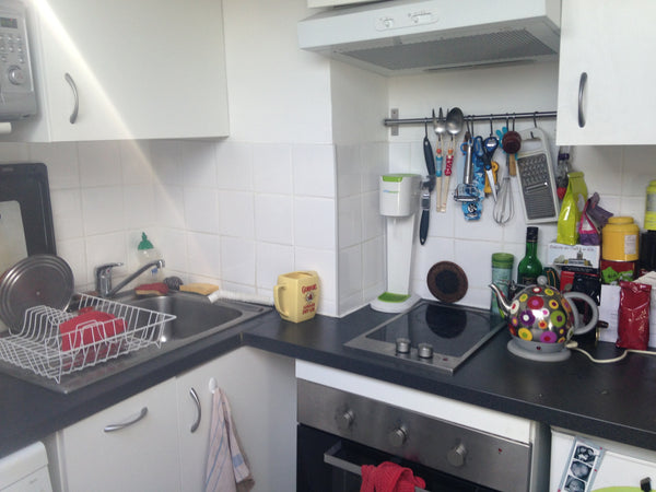 Petits deux pièces bien aménagée sous les toits entre gambetta et porte de bagno Paris, France Petit deux pièces sous les toits Entire rental unit vacation rental 3831181