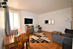 Privileged location close to the Cordeliers metro station. Very quiet, on the 3r Lyon, France Orpi Merciere13 Hyper Lyon Centre Cordeliers calme Entire rental unit vacation rental 43438318