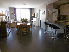 Dans un appartement spacieux, je mets à votre disposition une Chambre avec un li Lyon, France Chambre confortable à Lyon Private room in condo vacation rental 6129943