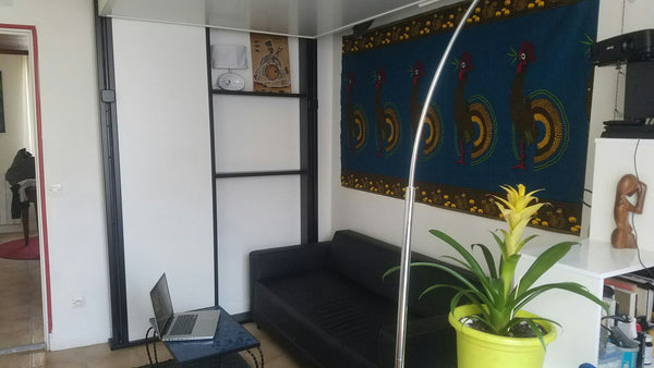 Charmant petit appartement pratique et bien situé. Au fond d'une cours fleurie,  Villejuif, France Charmant studio Entire rental unit vacation rental 22542904