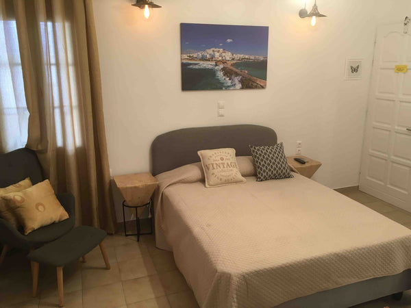 the double studios have 2 beds or a double bed and they have their own bath and   pension Irene 1 double studio Room in serviced apartment vacation rental 12032373