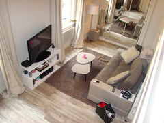 L appartement est un véritable cocon en plein centre de la ville. <br />Une déco Lyon, France Havre de Paix au coeur des Terreaux Entire rental unit vacation rental 9165064