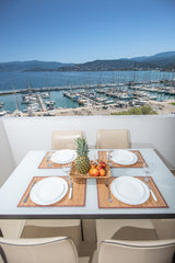 Marina House offers accommodation in Agios Nikolaos, 300 m from Lake Voulismeni   Marina House Entire condo vacation rental 50925139