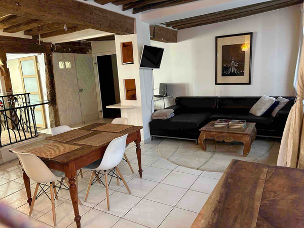 Appartement exceptionnel du 17 éme siècle, en plein centre de Paris, sur l’île S Paris, France île st Louis Paris Entire rental unit vacation rental 28997417