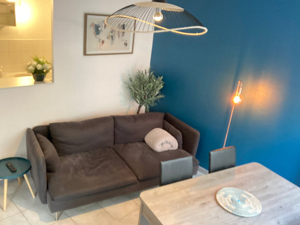 Profitez d'un logement élégant et central.<br />A proximité immédiate de la Plac  Beau T2 avec grande Loggia Place Saint Louis Entire rental unit vacation rental 754208444428395200