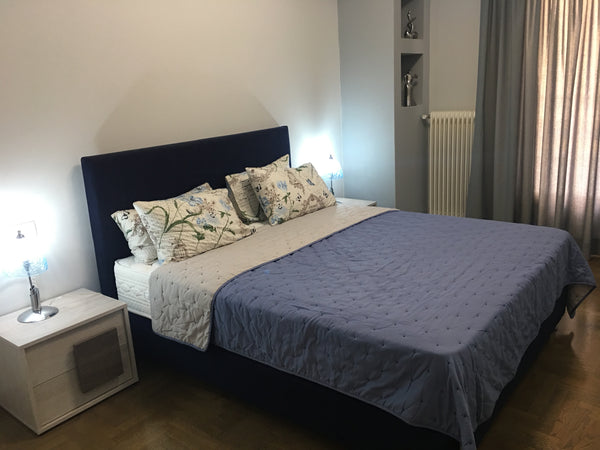 Beautiful new,refurbished apartment close to the city center of Athens. Everythi Athens, Greece Acropolis 15’ Style and comfort 80sqm close Entire rental unit vacation rental 29529109