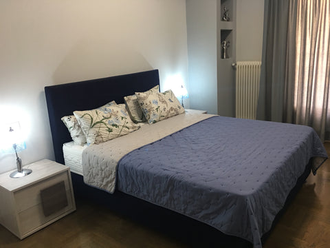 Beautiful new,refurbished apartment close to the city center of Athens. Everythi Athens, Greece Acropolis 15’ Style and comfort 80sqm close Entire rental unit vacation rental 29529109