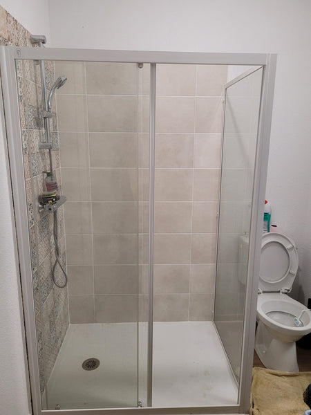 Ce logement paisible offre un séjour détente pour toute la famille. Pau, France Agréable maison de ville avec petit jardin . Entire townhouse vacation rental 658716567835651387