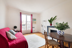 Charmant 2 pièces de 34m2 dans un quartier dynamique. <br /><br />L'appartement  Paris, France 2 pièces plein de charme ! Entire rental unit vacation rental 5996598
