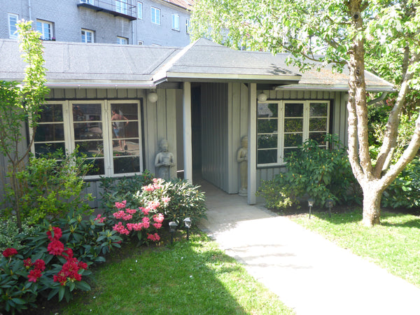 Amazing newly refurbished city house with private green flower garden! Fully equ Copenhagen, Denmark Cityhouse w garden close to beach Entire home vacation rental 3445980