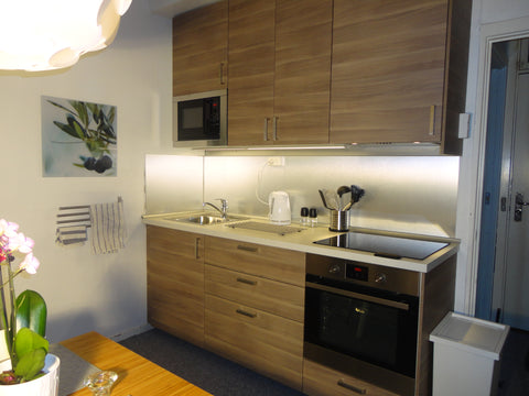 A studio flat with own kitchen, bathroom and toilet close to Copenhagen metro wi Greve Strand, Denmark Lovely studio flat 200 m from the Copenhagen metro Entire condo vacation rental 45814282