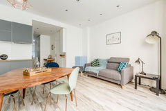 This bright and spacious apartment is perfect for friends, or couples willing to  GuestReady - Stunning Apartment near Eiffel Tower Entire rental unit vacation rental 29748388