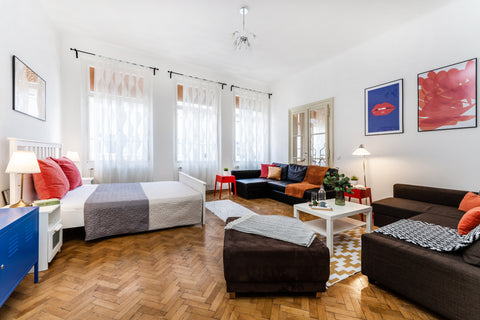 ★ 288 square meters ★ Up To 26 persons ★ 2 Bathrooms ★ 2 Toilets ★ 2 big TV scre Prague, Czechia ★★★★★ UP TO 26 PEOPLE ❤ TOP CLASS APARTMENT ★★★★★ Entire condo vacation rental 584529660090140948