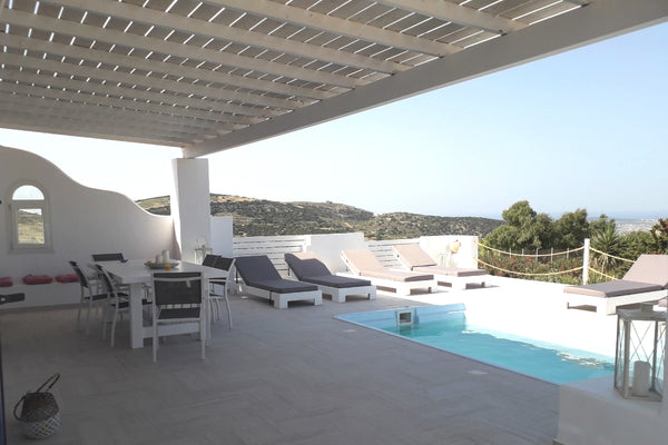 Dreamcatcher is a beautiful brand new sea view villa for 8 guests with mini pool  DreamCatcher, Sea view & jacuzzi/pool, Paros Entire villa vacation rental 32679524