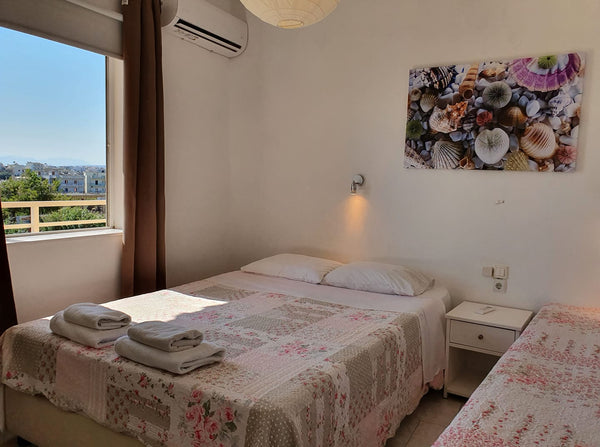 Second floor apartment, in a complex of rental apartments in the center of Ammou  Vaso apartment Entire rental unit vacation rental 50966620