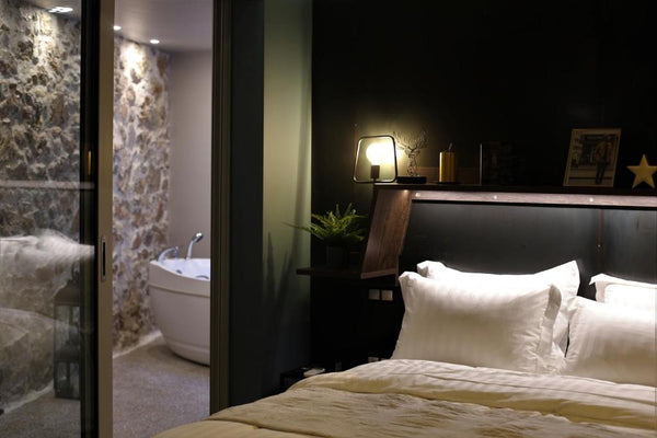 Located in Athens, 300 m from Monastiraki Square and 300 m from Ermou Street-Sho GB Deluxe apartment with Jacuzzi in Athens downtown Room in boutique hotel vacation rental 611416731402317940