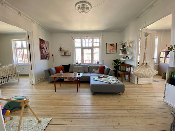 Great spaceous appartment (116 m2) in a calm location close to everything! Copenhagen, Denmark 116 m2 w/balcony in Vesterbro CPH Entire condo vacation rental 655077728457842991