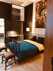 Au sein d'une grande maison pleine de charme , vous disposez de votre chambre (   Superbe chambre avec baignoire Private room in bed and breakfast vacation rental 54196828