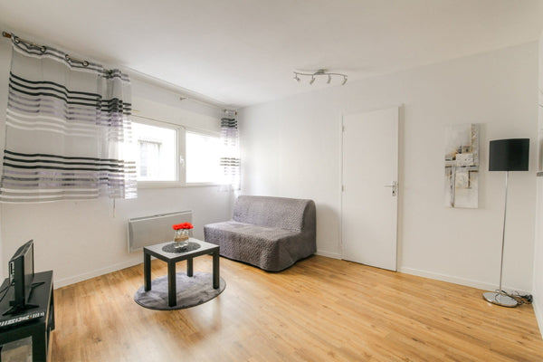 You will have a pleasant stay in this accommodation located in the 7th district  Lyon, France Charming and very comfortable apartment - Lyon 7th Entire rental unit vacation rental 43831005