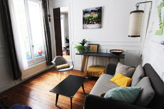 Charmant 3 pièces (45m2) donnant sur cours calme et verdoyante<br />avec 2 chamb Paris, France Charmant appartement Parisien Entire rental unit vacation rental 7344587
