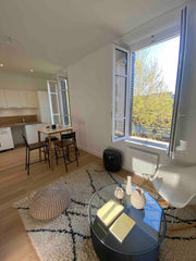 Détendez-vous dans ce logement calme et élégant.  Refait entièrement à neuf , si  Lyon : petit nid à la Part/Dieu Entire condo vacation rental 596873120671062738