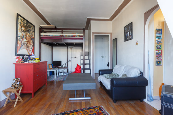 Bright Studio at the sixth Floor (with elevator!), with a view on a private stre Paris, France Paris Auteuil - Lovely Flat :) Entire rental unit vacation rental 4336193
