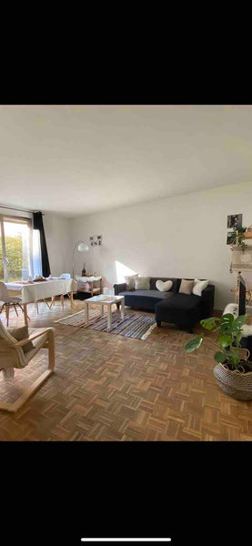 Enjoy easy access to everything from this perfectly located home base.  Lovely bedroom next to metro/railway Private room in rental unit vacation rental 54060850