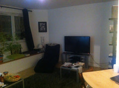 Very calm neighbourhood, Big flat up to 4 personnes (NON SMOKING AND NO PETS).<b Paris, France Lovely cosy and quiet Apt. Entire rental unit vacation rental 9749322