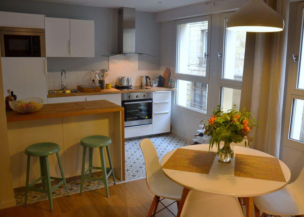Bright and functional, this apartment with Scandinavian tones combines space and Bordeaux, France Apartment-de lalande-Ensuite with Shower Entire rental unit vacation rental 9526577