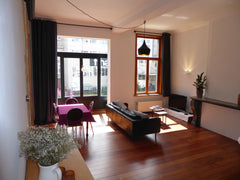 Wonderful renovated apartment in an old mansion overlooking the river "The Leie" Ghent, Belgium Wonderful apartment in the historic center Entire rental unit vacation rental 12104123