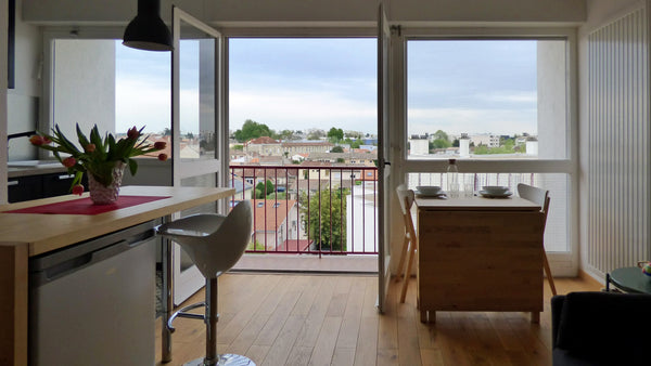 Jolie Studio  à Talence, refait à neuf l’été 2017, il est exposé Sud donc très l Barcelona, Spain Jolie studio Bordeaux :) Entire loft vacation rental 33659218