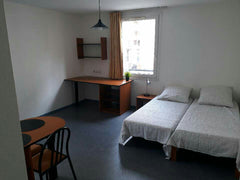 Quartier Part-Dieu LYON 3eme (centre commercial et Gare SNCF). Studio proche de  Lyon, France Studio Lyon 3 secteur Part Dieu Entire rental unit vacation rental 25221949