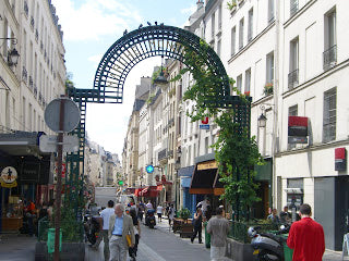 Très beau quartier, convivial, vivant, avec de nombreuses supérettes tout le lon Paris, France Studio cosy pr 2 pers Quartier Montorgueil (2ème) Entire rental unit vacation rental 19822614