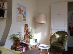 Appartement typique parisien sous les toits! <br />Très agréable à vivre et très Paris, France Appartement de charme parisien Entire rental unit vacation rental 19676050