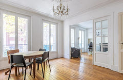 Very spacious two-room apartment with all the essentials.<br />Many shops, resta Paris, France Superb Haussmannian apartment in the 17th district Entire rental unit vacation rental 8452577