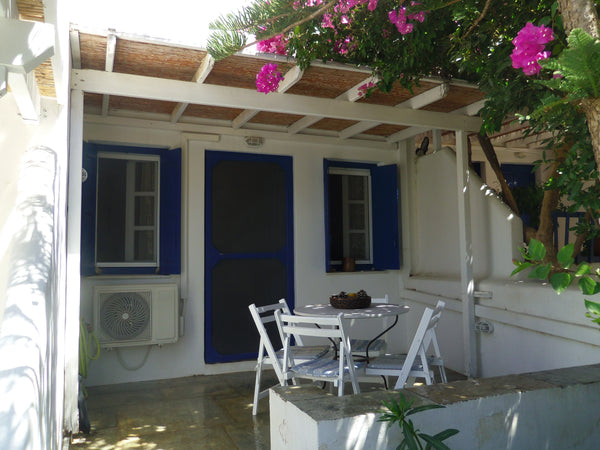 Two bedroom apartment, open plan living area/kitchen, with clean bathroom, towel  Livadakia apartment walking distance to the beach Entire condo vacation rental 19629240