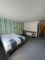 Room 5009 on the upper floor in the center of Prague. RECONSTRUCTION of the firs Prague, Czechia Room 5009 in the building with construction works Private room in condo vacation rental 625750044741289923