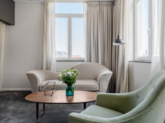 Double beds, modern shower & bathtub, a spacious room (46 sqm), what more can yo Brussels, Belgium numa | Deluxe Room with AC in Central Brussels Entire rental unit vacation rental 675243243656076932