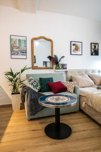 Have a fantastic stay in this lovely decorated and newly refurbished flat at the Lyon, France Le Gatsby Superbe cocon cosy proche place Entire rental unit vacation rental 730266056925516026
