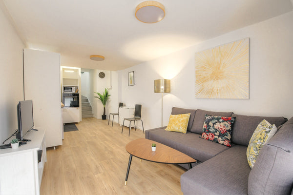 Beautiful duplex fully equipped, located in a friendly and sought-after area, cl Lyon, France Cozy duplex near the Tête d'Or park Entire rental unit vacation rental 44339727