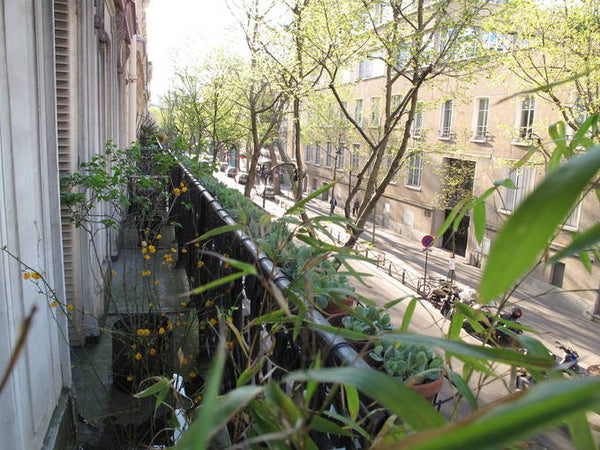 Blablabla Paris, France Appartement rue des Pyrénées Entire rental unit vacation rental 11352142