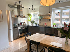 Lejligheden ligger på Nørrebro, med<br />Metro og indkøb tæt på. Der er 1 sovevæ Copenhagen, Denmark Dejlig lejlighed på Nørrebro Entire condo vacation rental 656160570623314568