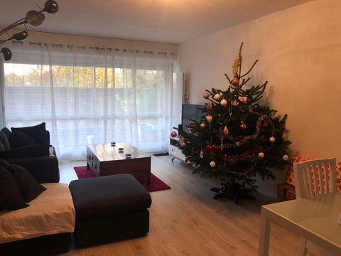 Appartement encore en rénovation mais vous y serez très bien. Adapté pour 2 adul Bordeaux, France Appartement cosy au centre de bordeaux Entire condo vacation rental 40687144