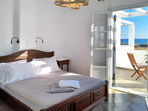 <b>License number</b><br />1247677 Greece Deluxe Family Suite Cycladic home vacation rental 658747262092444515