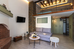 We welcome you to Casa Kariki, a traditional house in Psinthos. The house is loc Psinthos, Greece Casa Kariki - Traditional House in Psinthos Entire cottage vacation rental 35112487