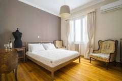Leave behind any worries with this spacious and peaceful space.<br /><br /><b>Th  Emporikon Apartment Steps From Historic Center Entire condo vacation rental 51437004